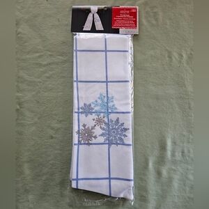 NEW Ashland Christmas 4.3ft / 1.3m Wreath Sash Snowflakes Warm Winter Wishes Whi
